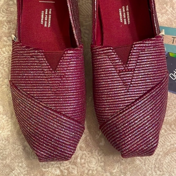 Brand New Toms Cabernet Glitter Rib Knit Slip On Shoes Casual Sparkly Canvas - Picture 3 of 16